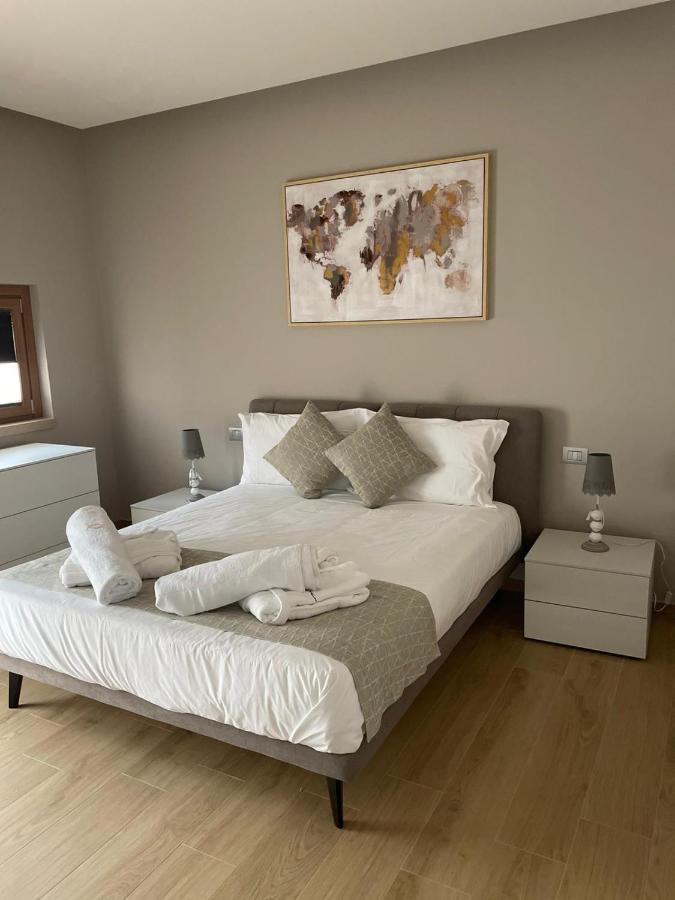 Notti O' Tunn Luxury Rooms In Centro Geraci Siculo Экстерьер фото